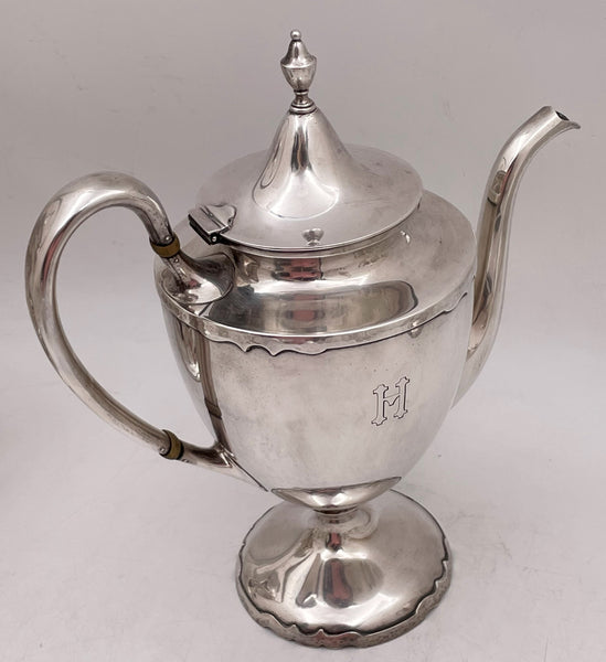 Shreve & Co. Sterling Silver 8-Piece Dolores Tea & Coffee Set in Art Deco / Arts & Crafts Style from Early 20th Century