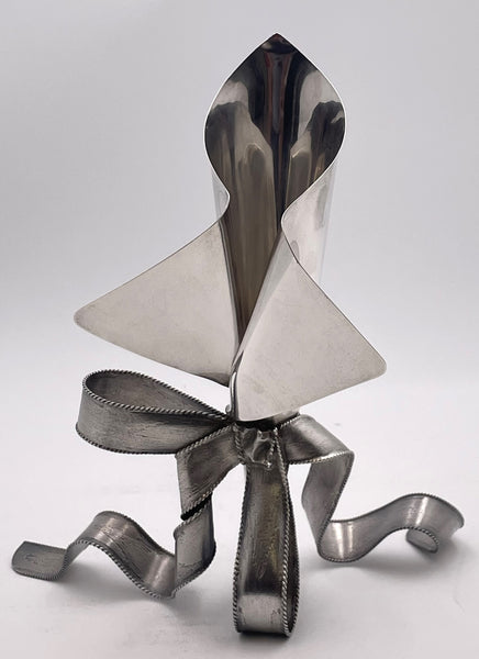 Tiffany & Co. Rare Sterling Silver Ribbon Bow Large Vase by Victor Carranza