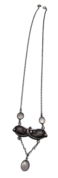 English Sterling Silver 1918 Necklace in Art Nouveau Style