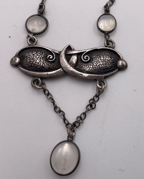 English Sterling Silver 1918 Necklace in Art Nouveau Style