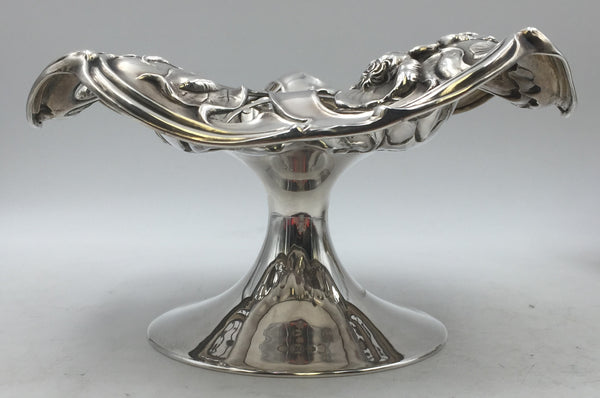 Pair of Simpson, Hall, Miller & Co. Sterling Silver Compotes Footed Centerpiece Bowls in Art Nouveau Style