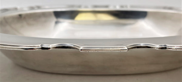 Tiffany & Co. Pair of Sterling Silver 1924 Vegetables Dishes in Art Deco Style and in Hampton Pattern ?